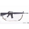 M16A1 útočná puška USA 1967 s popruhem